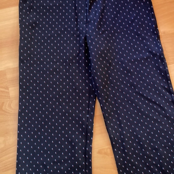 Betabrand women’s Medium Petite size pull on comfy dress Pants - like new - Picture 3 of 7